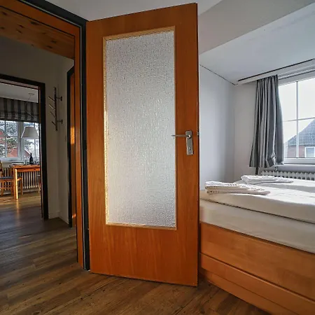 Appartement-8 * Suddorf